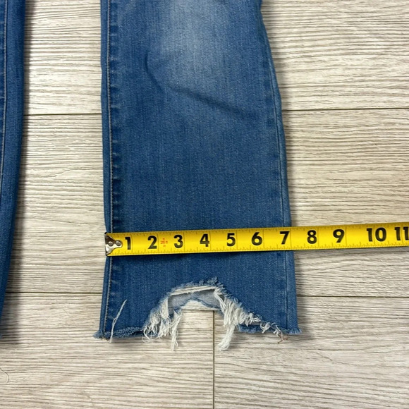 Madewell Cali Demi-Boot Jeans Button Fly Wide Flare Leg Distressed size 25 - Picture 12 of 16